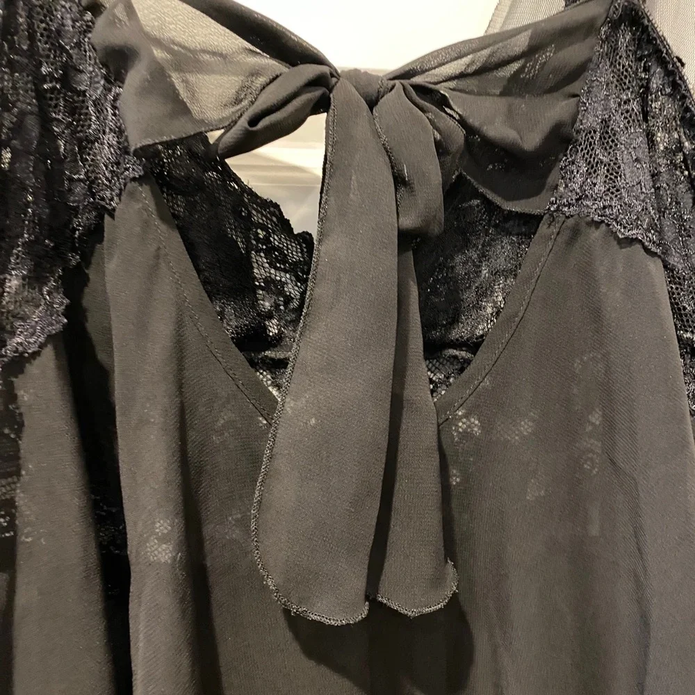 NWOT Black Lacey Lingerie w/ Bow On Back Keyhole